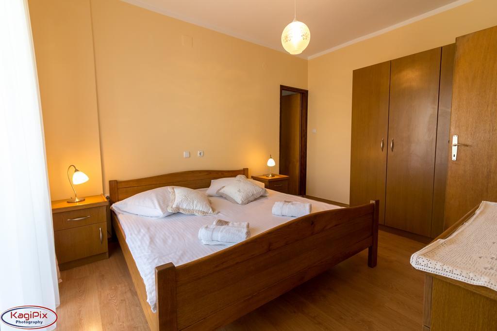 Tomulic Jasna I Miljenko Apartment Supetarska Draga Exterior photo